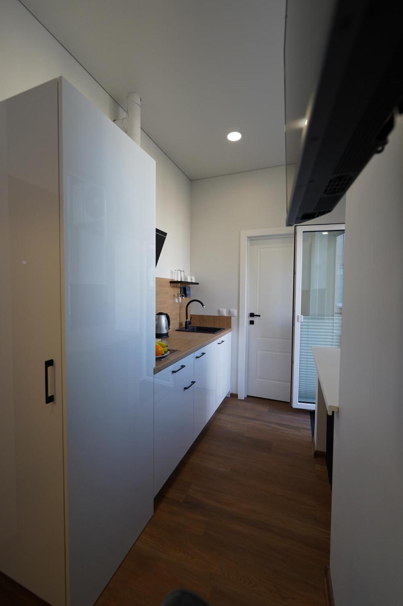 Amber Light Self-Check-In Apartments Kaunas Buitenkant foto