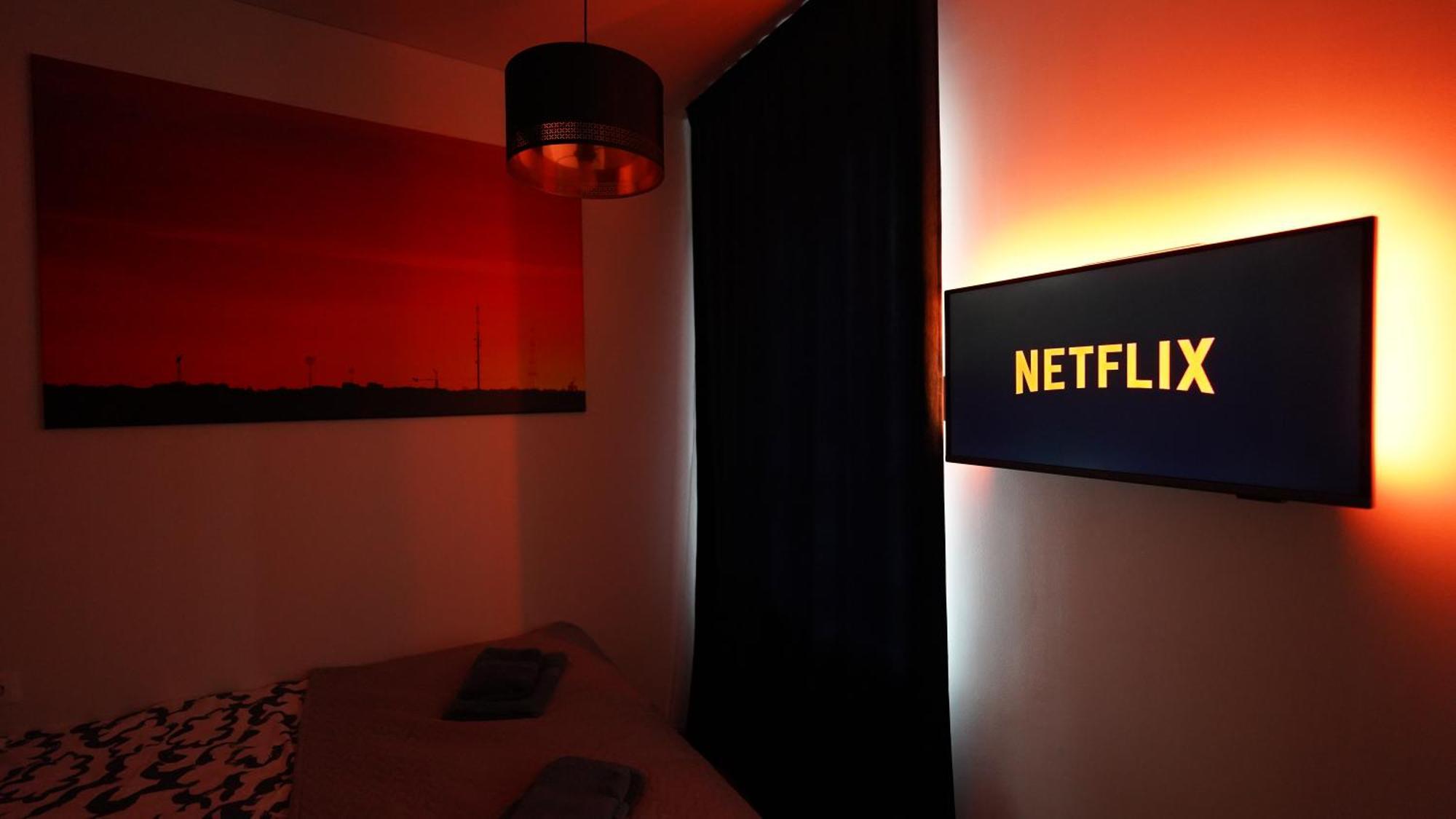 Amber Light Self-Check-In Apartments Kaunas Buitenkant foto